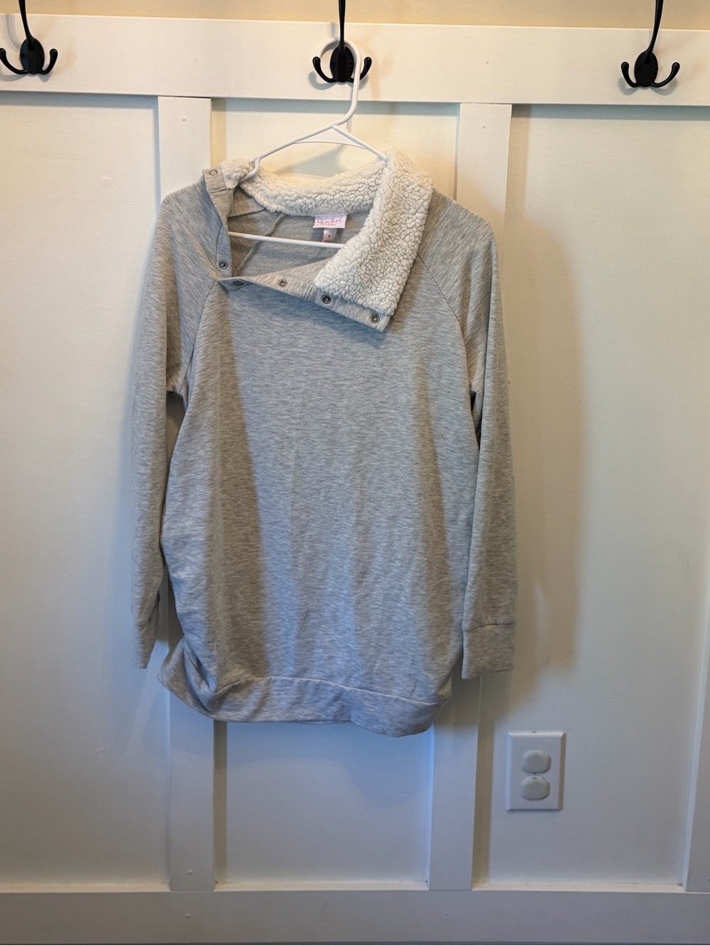Cozy Heather Grey Sherpa-Trim Pullover